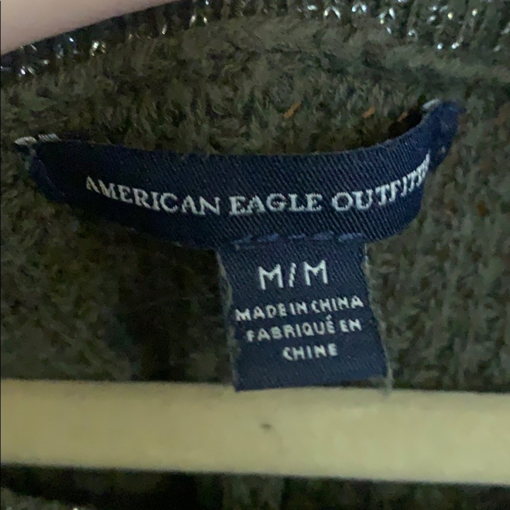 Green Sweater - Picture 3 of 4